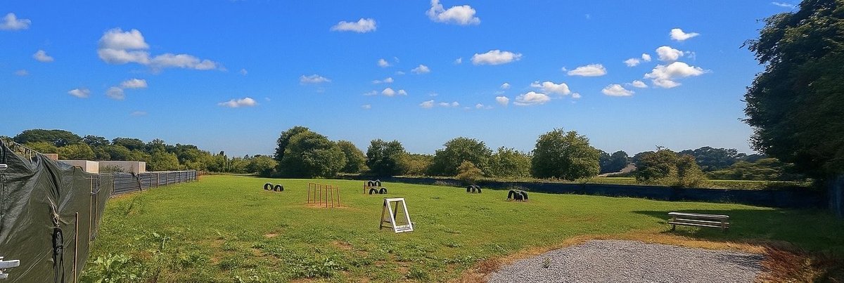 Muddy Paws Fields, Shepton Mallet in Mendip