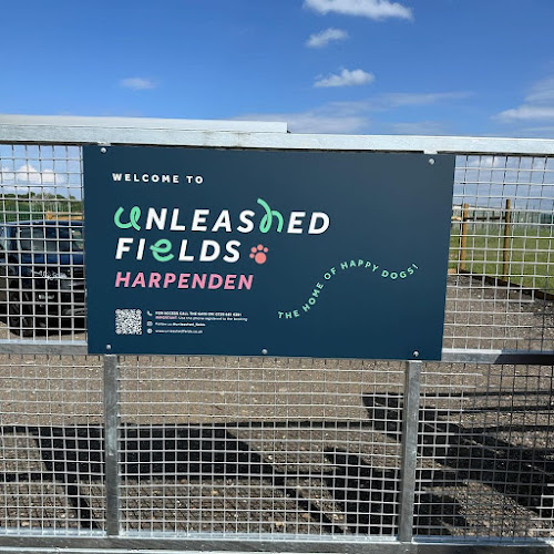 Unleashed Fields, Dog Field, Harpenden in Central Bedfordshire