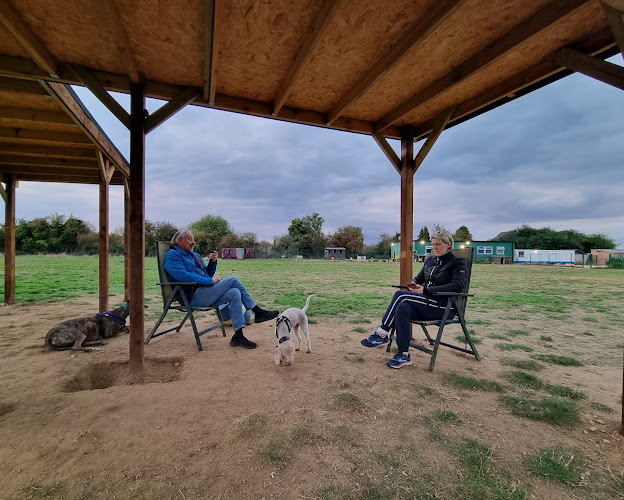 Woof and Wag Dog Field, Letchworth in Central Bedfordshire